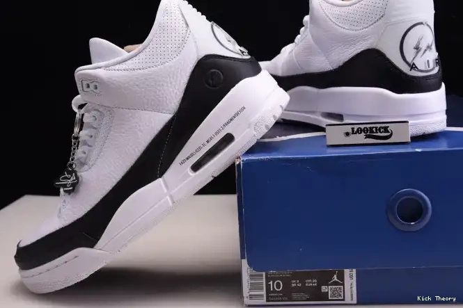Kicked Out Shoe Store FRAGMENT DA3595-100 JORDAN 3 AIR 0613